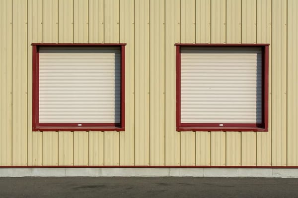 Rollladenkästen dämmen: Die unterschätzte Wärmebrücke, die die Heizkosten in die Höhe treibt